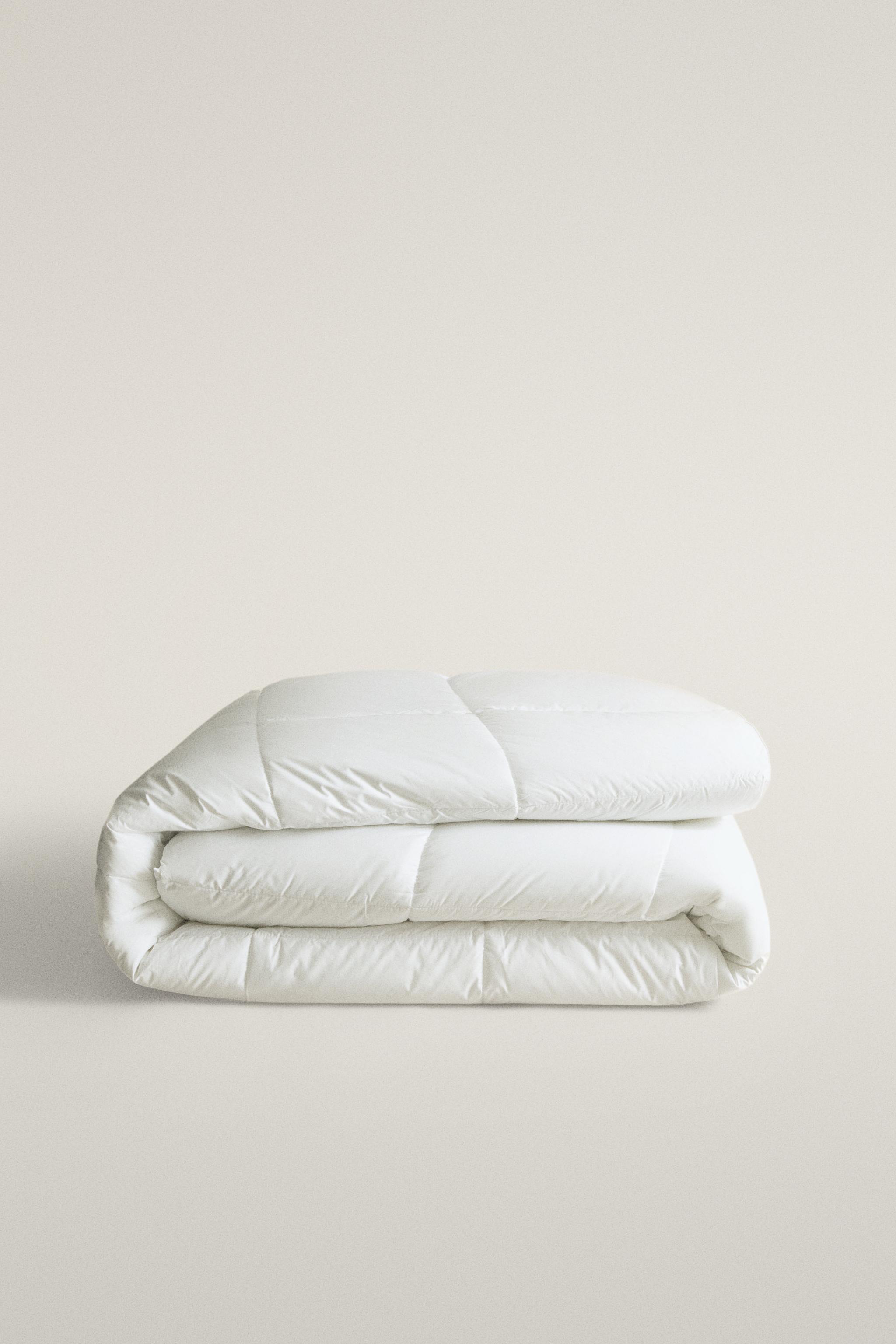 FOUR-SEASON DUVET INSERT (150 GXM² + 300 GXM²)